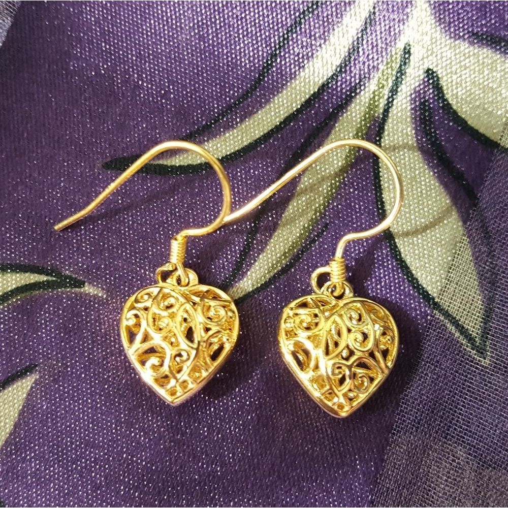 Classy Gold Openwork Hearts